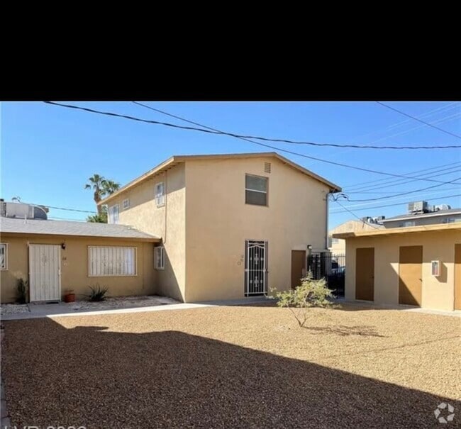 Building Photo - 3851 Daisy St Rental