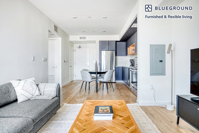 Photo - 7077 W Willoughby Ave Unidad FL6-ID479