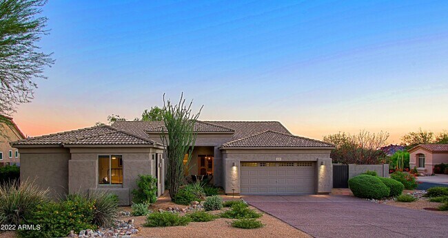 11239 E Southwind Ln