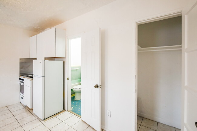 Photo - Newly renovated studio apartment in Hollywood, Florida Unidad B