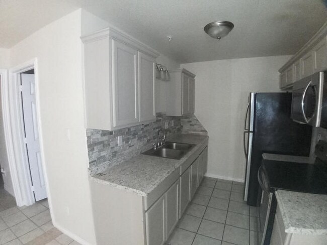 Photo - 401 Sunset Ln Unit E