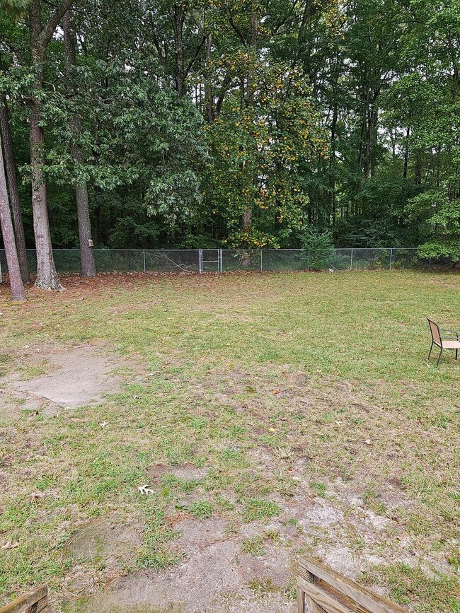 Photo - 803 Haskins Dr