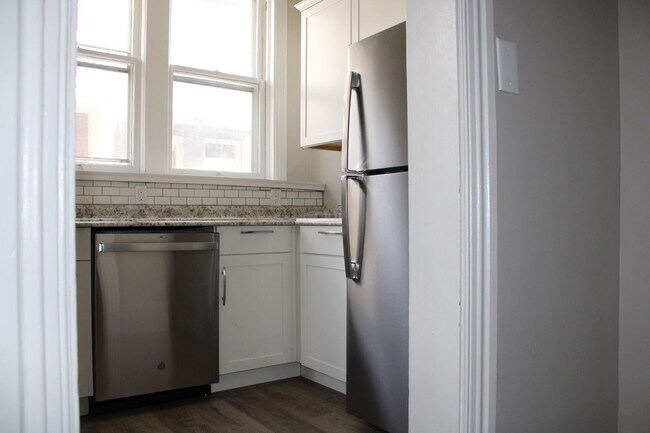 Photo - 1911 N 2nd St Unidad 1