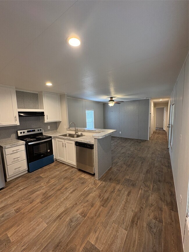 13230 Captain Cir