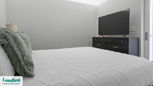 Photo - 545 Foster St Unit 423