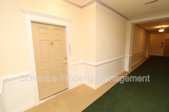 223 Eyam Hall Ln