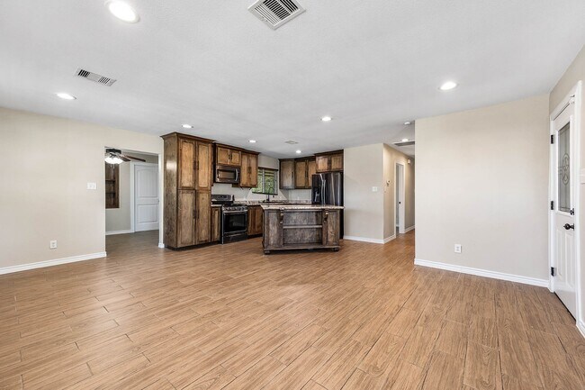 1603 Patrick St