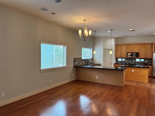 Photo - 1510 W 26th St Unit F