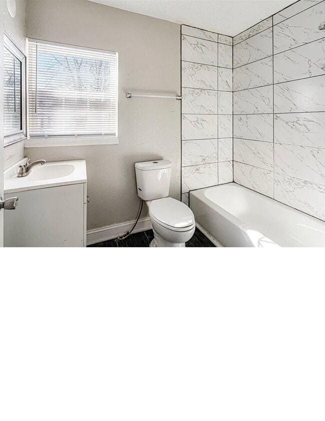 Photo - 3084 Pershing Ave