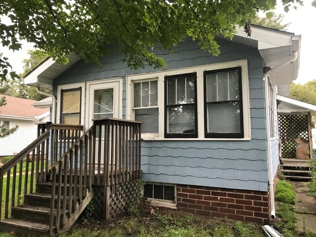 Photo - 1531 Wilson Ave