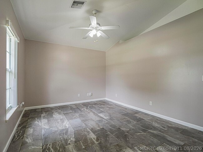 Photo - 1456 25th Ct SW