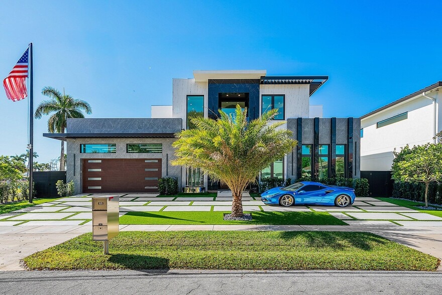 2650 NE 48th Ct