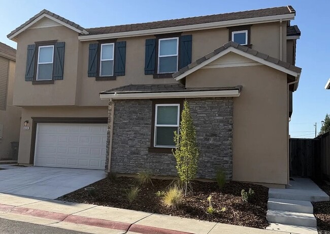 Building Photo - 4404 Redstart Ln