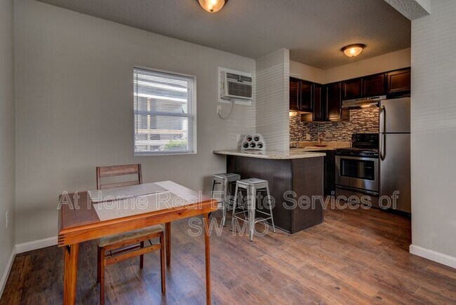 Photo - 920 S Campbell Ave Condo Unit Regal 12