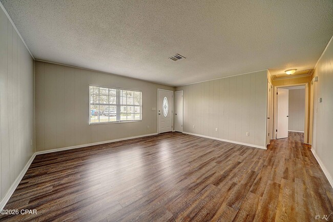 Photo - 1602 Montana Ave