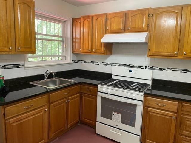 Photo - 672 Clifton Rd SE