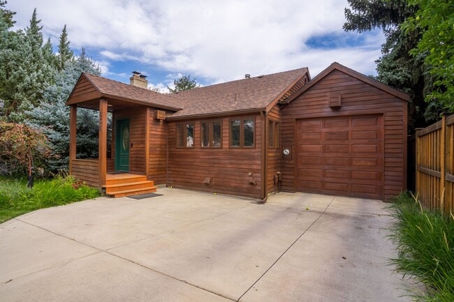 Photo - Private river access and stunning views fr...