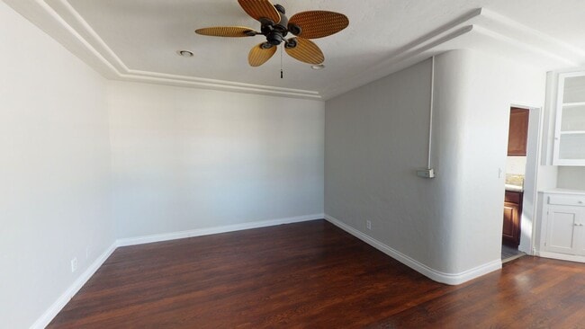 Building Photo - Charming One Bedroom Apartment in Tropican... Unit H