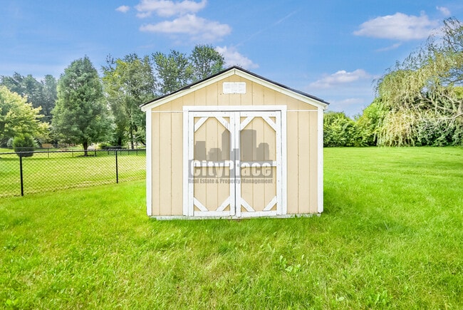 Photo - 1394 Fall Ridge Dr