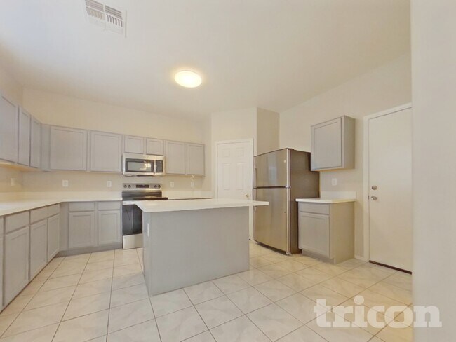 Photo - 2640 S 89th Ave