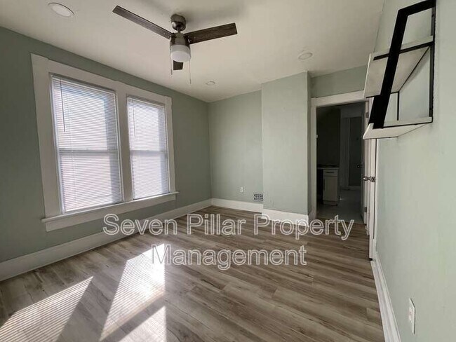 Photo - 1347 E Livingston Ave Unidad 1347