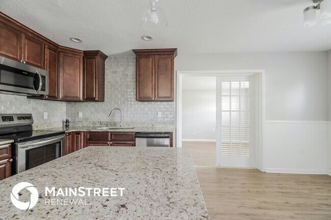 Photo - 2906 Paine Ln
