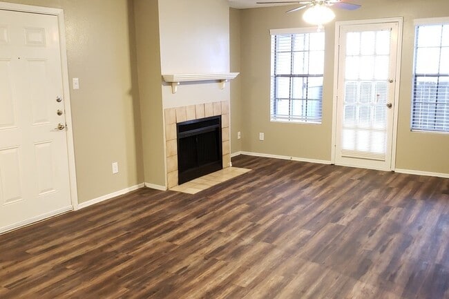 Photo - Woodcrest Apartments