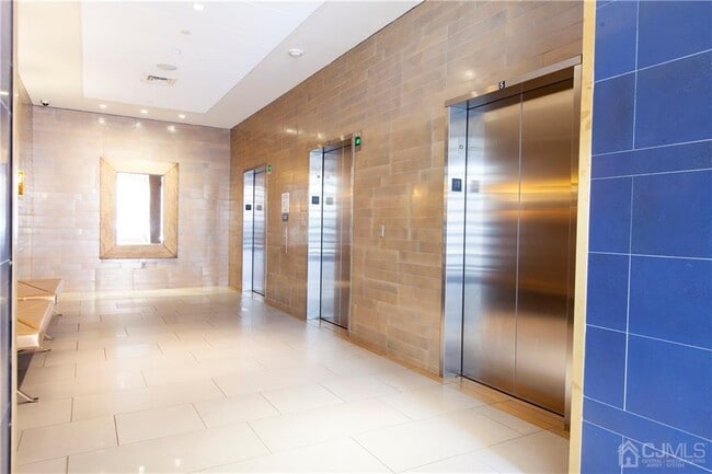 Photo - 110 Somerset St Unit 2309