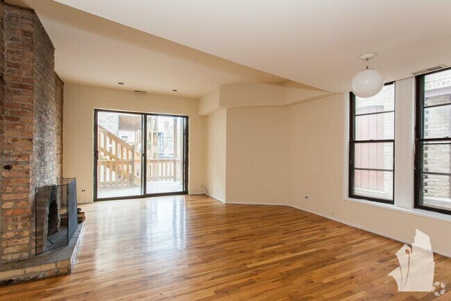 Building Photo - 2904 N Broadway Unit 3 Rental