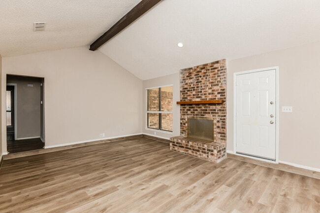 Photo - 3621 Willowbrook Dr