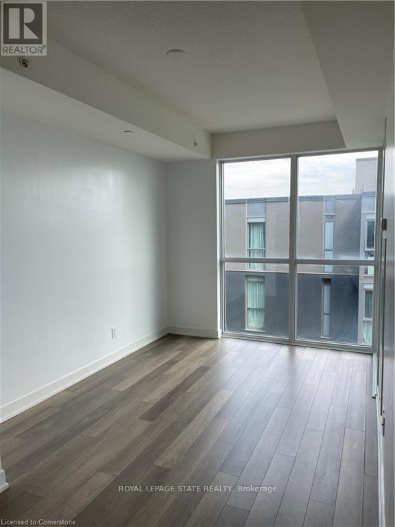 Photo - 5220 Dundas St Unit D412