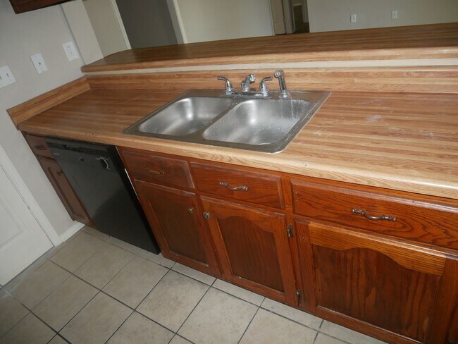 Photo - 3855 Ramblewood Dr