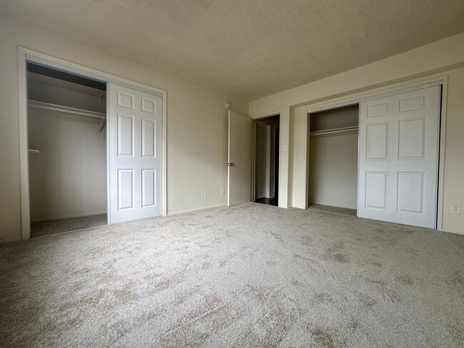 10006 Palms Blvd