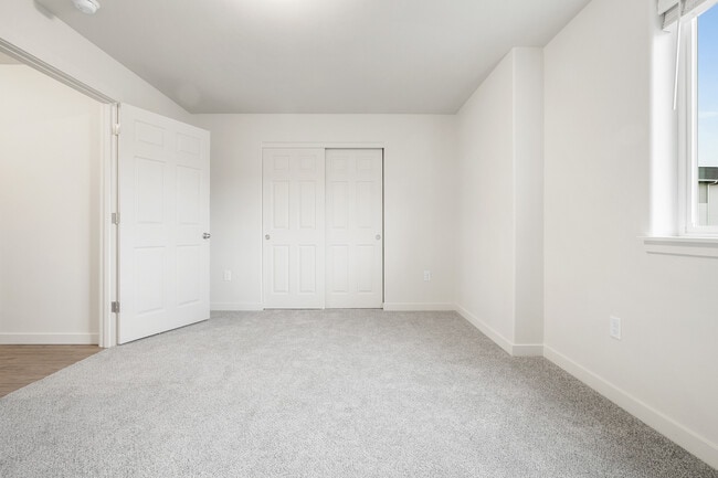 1x1 Bedroom