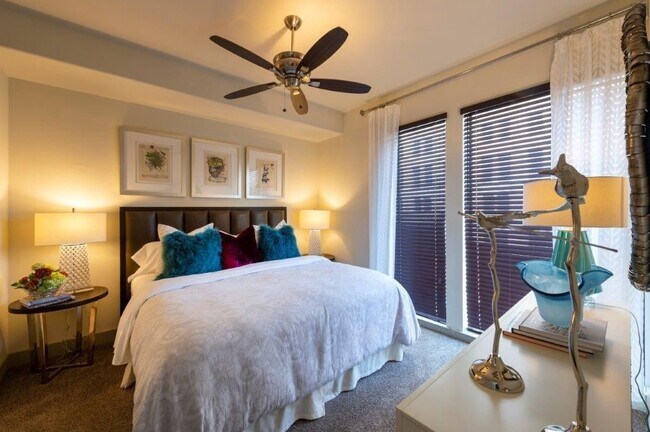 Photo - Lower Rates + 1 Month Free on a 2/2! Unit 14TA2