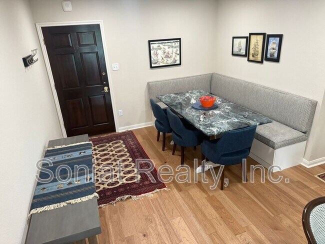 Photo - 3625 St Charles Ave Unidad 3A