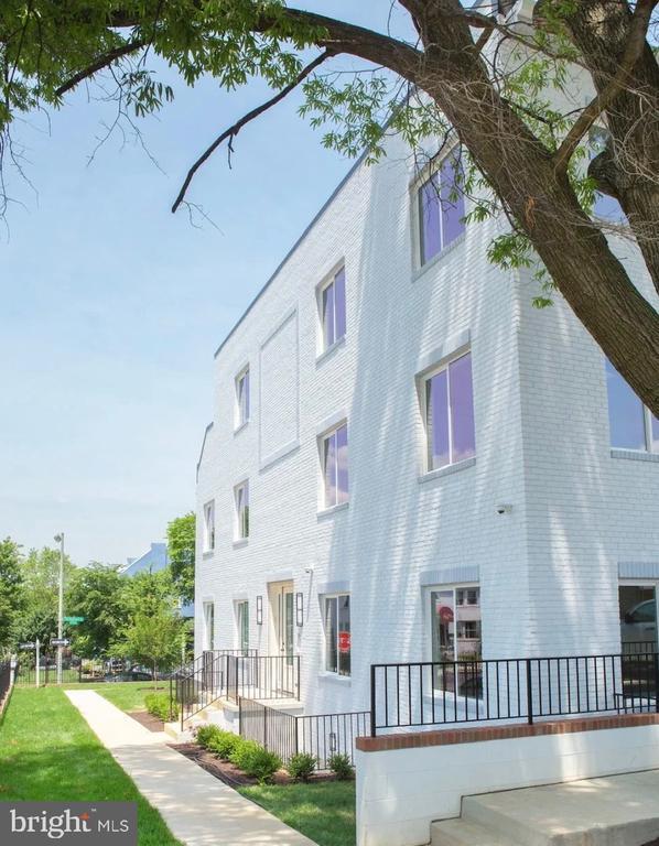 Photo - 1701 Trinidad Ave NE Unit 6