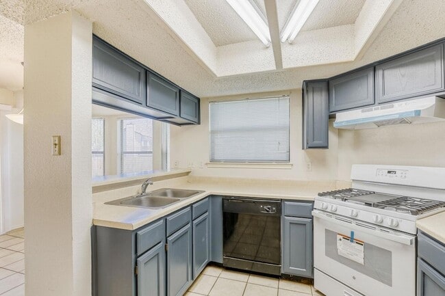 Photo - 7802 Topawa Cove Unit B