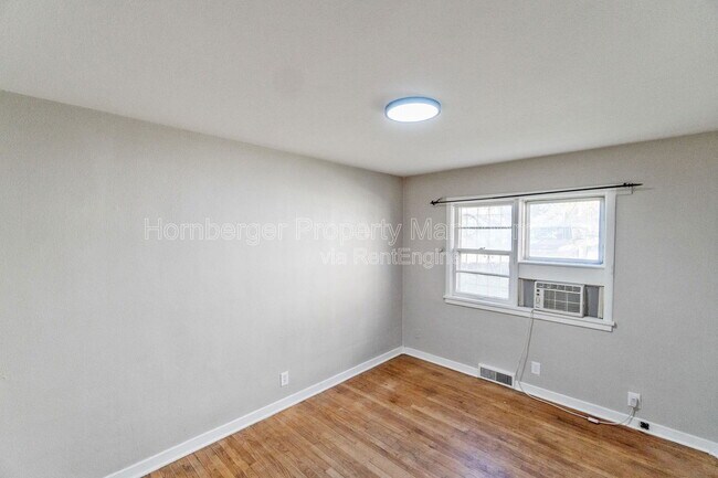 Photo - 1808 W 2nd Ave