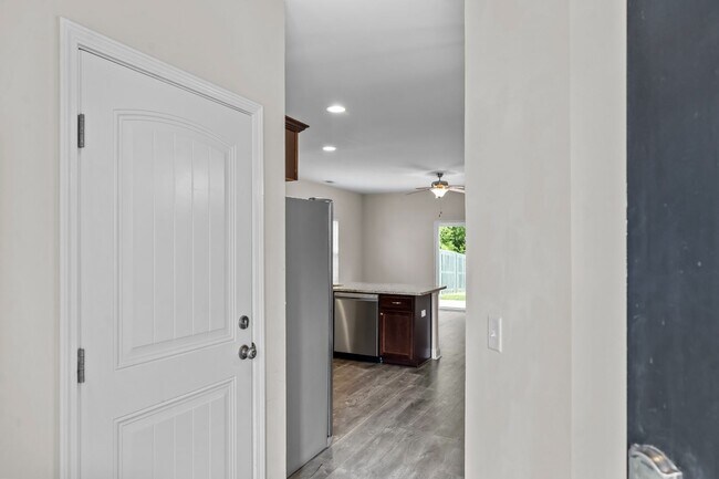 Photo - 147 Ainsdale Dr