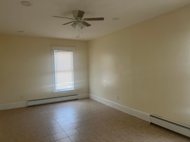 Photo - 8 Fox Terrace Unit 1