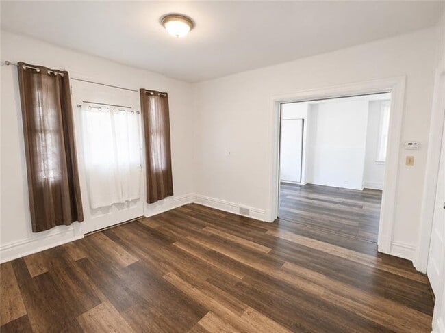 Photo - 159 Kendall Ave