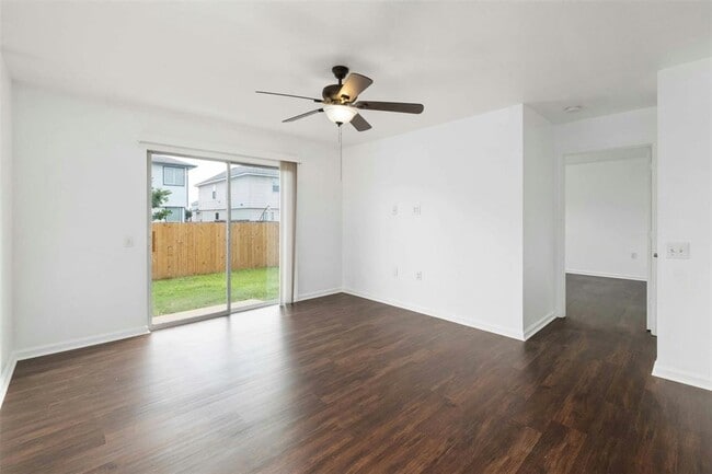 12409 Sky Harbor Dr