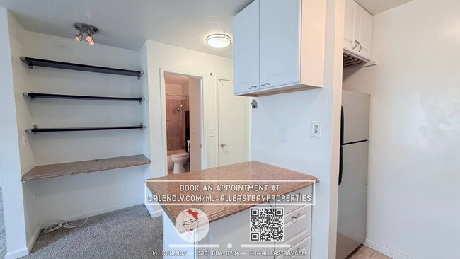 Photo - Bright studio with tons of amenities at resort-like Watergate in Emeryville! Unit 373