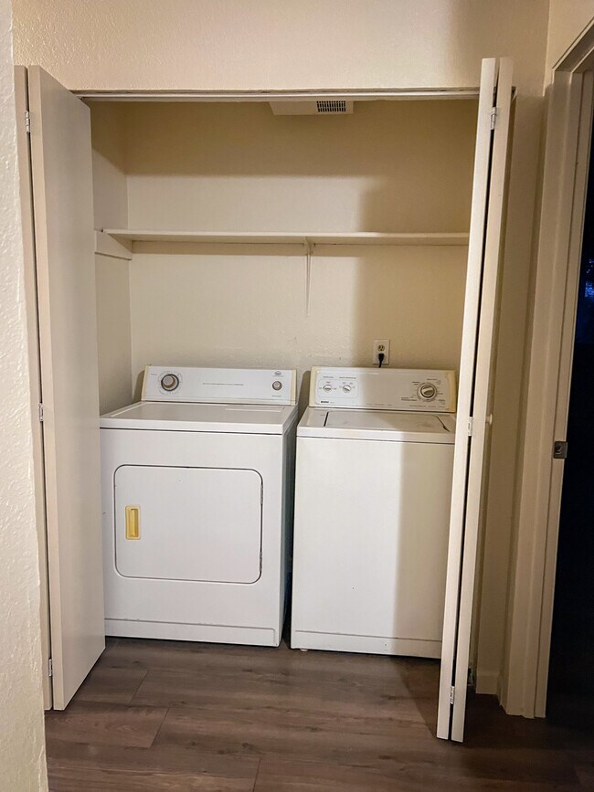 Photo - Silver Ridge Village