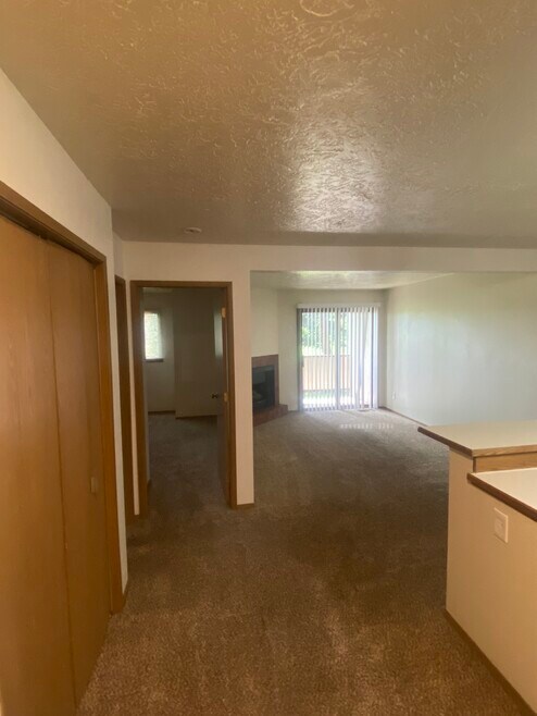 Tudor Park Apartments