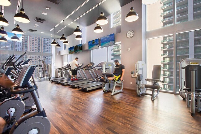 Photo - 1300 Brickell Bay Dr Unit 1602