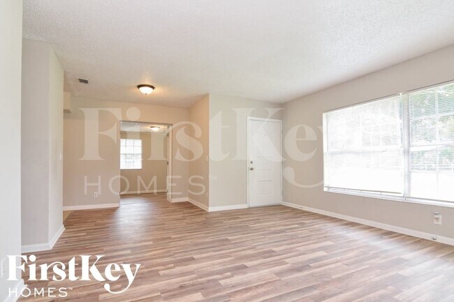 Photo - 500 Brenda Dr