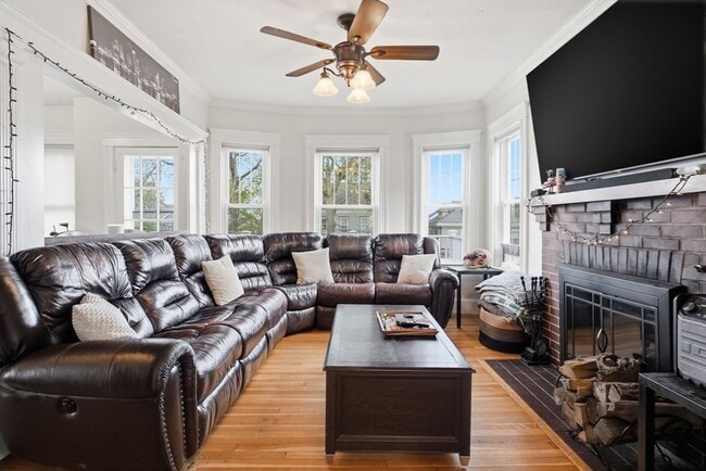 Photo - 50 Spruce St