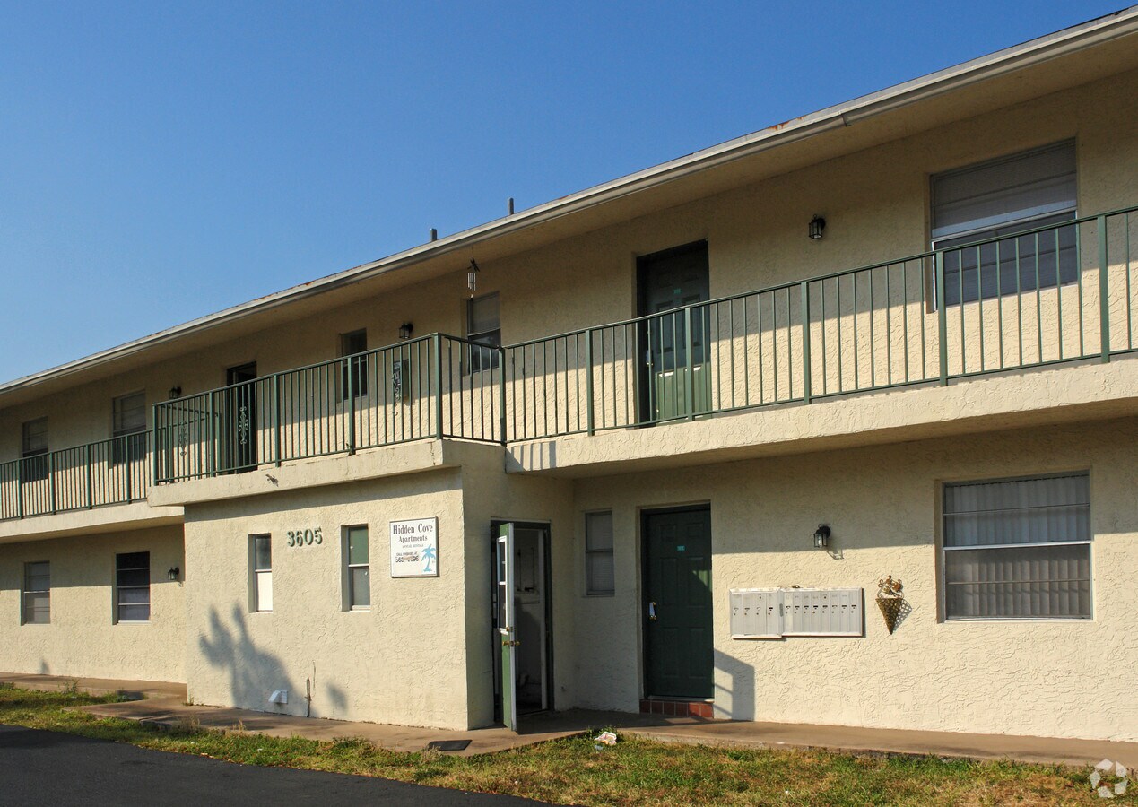 Photo - Hidden Cove Apartments